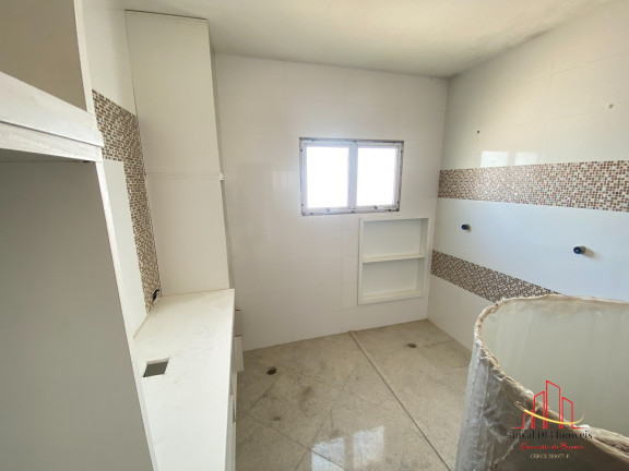Imagem Imóvel com 5 Quartos à Venda, 640 m² em Canto Do Forte - Praia Grande Imagem Imóvel com 5 Quartos à Venda, 640 m² em Canto Do Forte - Praia Grande