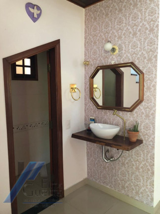Imagem Casa com 3 Quartos à Venda, 298 m² em Centro - Ubatuba Imagem Casa com 3 Quartos à Venda, 298 m² em Centro - Ubatuba