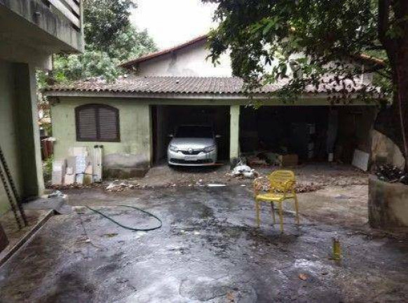 Imagem Casa com 6 Quartos à Venda, 190 m² em Baldeador - Niterói Imagem Casa com 6 Quartos à Venda, 190 m² em Baldeador - Niterói
