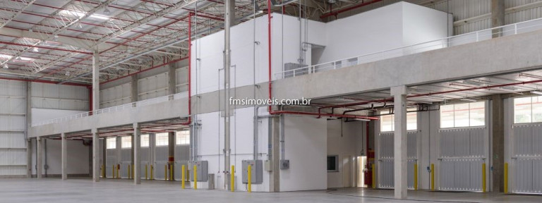 Imagem Imóvel para Alugar, 6.286 m² em Perovê - Embu Das Artes Imagem Imóvel para Alugar, 6.286 m² em Perovê - Embu Das Artes