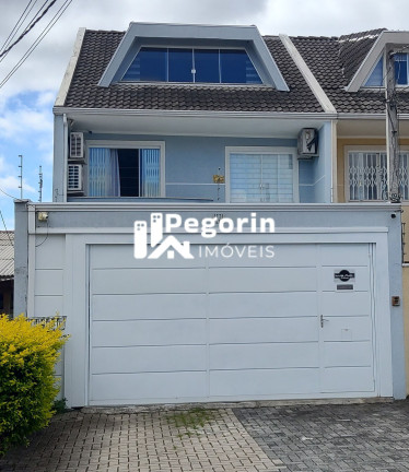 Sobrado com 3 Quartos à Venda, 179 m² em Cajuru - Curitiba