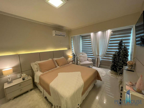 Imagem Apartamento com 4 Quartos à Venda, 141 m² em Centro - Balneário Camboriú Imagem Apartamento com 4 Quartos à Venda, 141 m² em Centro - Balneário Camboriú