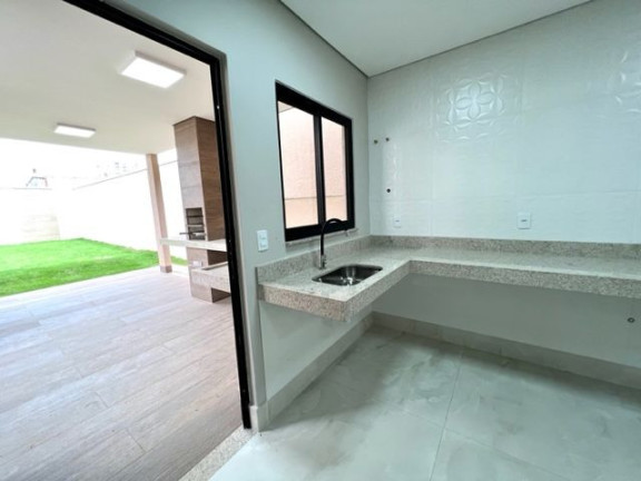 Imagem Sobrado com 4 Quartos à Venda, 160 m² em Vila Rosa - Goiânia