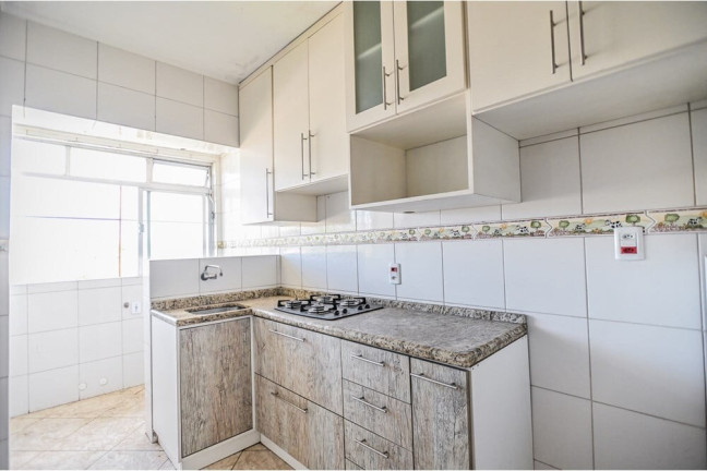 Imagem Imóvel com 2 Quartos à Venda, 71 m² em Cristal - Porto Alegre