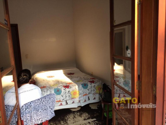 Imagem Casa com 4 Quartos à Venda, 300 m² em Alpes Dos Araçás (jordanésia) - Cajamar Imagem Casa com 4 Quartos à Venda, 300 m² em Alpes Dos Araçás (jordanésia) - Cajamar