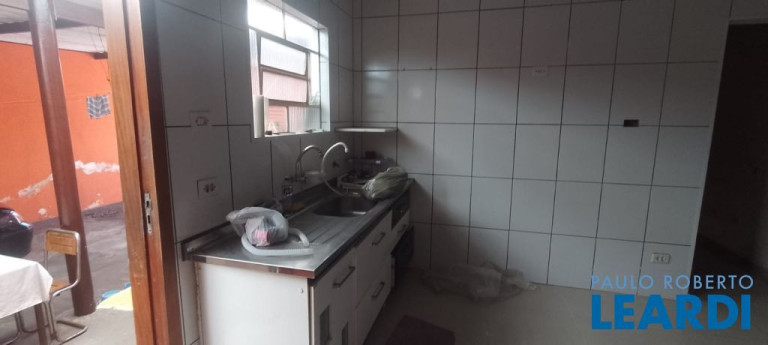 Imagem Casa com 2 Quartos à Venda, 187 m² em Jardim Utinga - Santo André Imagem Casa com 2 Quartos à Venda, 187 m² em Jardim Utinga - Santo André