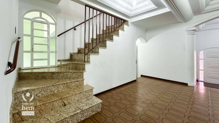 Imagem Casa com 5 Quartos à Venda, 537 m² em São Lourenço - Curitiba