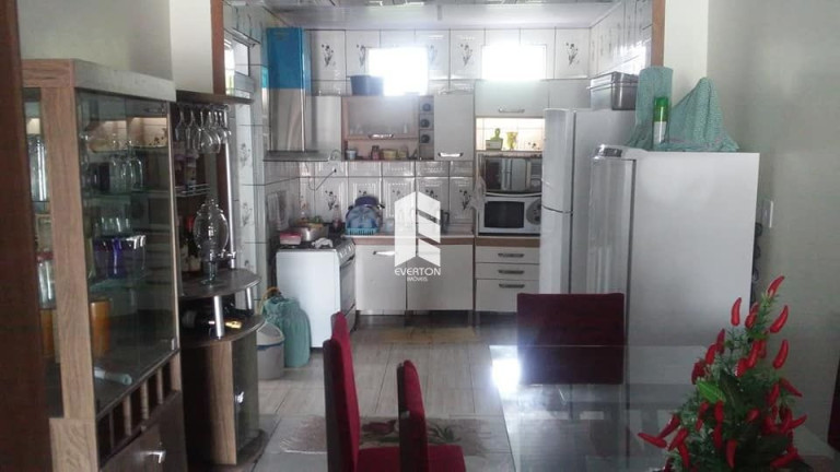Imagem Casa com 3 Quartos à Venda, 330 m² em Magistério - Balneário Pinhal