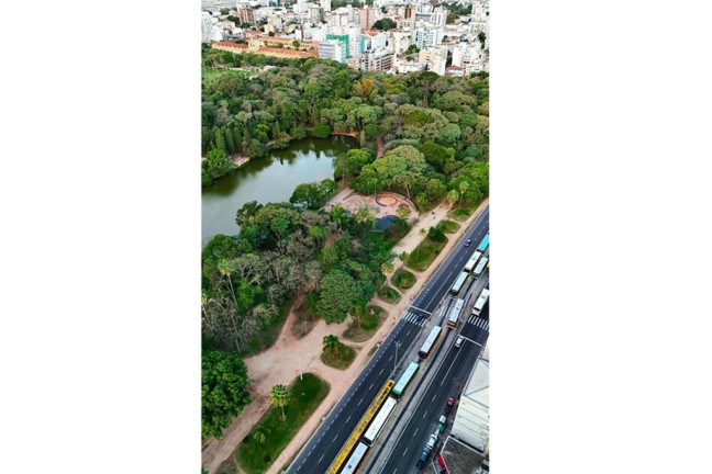 Imagem Apartamento com 2 Quartos à Venda, 66 m² em Bom Fim - Porto Alegre Imagem Apartamento com 2 Quartos à Venda, 66 m² em Bom Fim - Porto Alegre