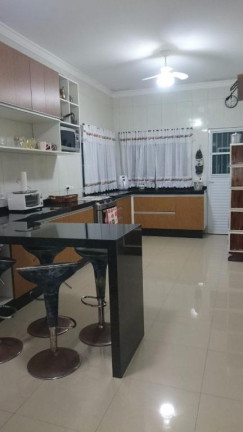 Imagem Sobrado com 4 Quartos à Venda, 320 m² em Maracanã - Praia Grande Imagem Sobrado com 4 Quartos à Venda, 320 m² em Maracanã - Praia Grande