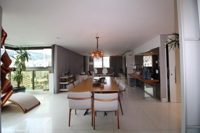 Imagem Apartamento com 4 Quartos à Venda, 228 m² em Savassi - Belo Horizonte Imagem Apartamento com 4 Quartos à Venda, 228 m² em Savassi - Belo Horizonte