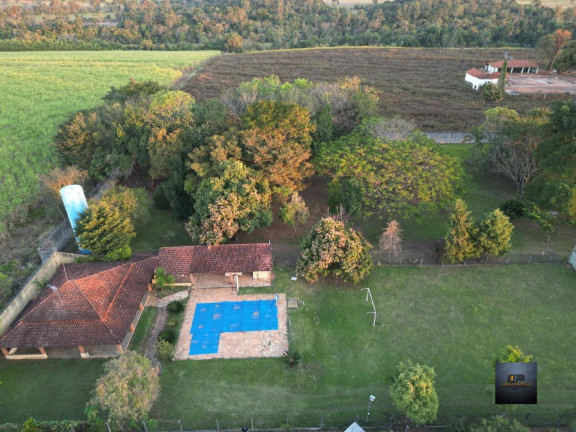 Imagem Imóvel com 2 Quartos à Venda, 1.750 m² em Parque Das Laranjeiras - Mogi Mirim
