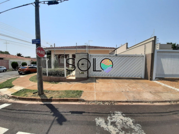 Imagem Casa com 3 Quartos para Alugar, 234 m² em Vila Harmonia - Araraquara Imagem Casa com 3 Quartos para Alugar, 234 m² em Vila Harmonia - Araraquara