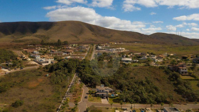 Imagem Casa de Condomínio com 3 Quartos à Venda, 300 m² em Condomínio Ville Des Lacs - Nova Lima