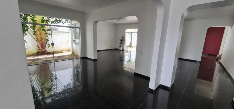 Imagem Casa com 5 Quartos à Venda, em Jardim Acapulco - Guarujá Imagem Casa com 5 Quartos à Venda, em Jardim Acapulco - Guarujá