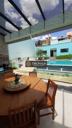 Casa com 3 Quartos à Venda, 330 m² em Vila Santista - Atibaia