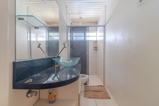 Imagem Casa com 3 Quartos à Venda, 160 m² em Floresta - Porto Alegre Imagem Casa com 3 Quartos à Venda, 160 m² em Floresta - Porto Alegre