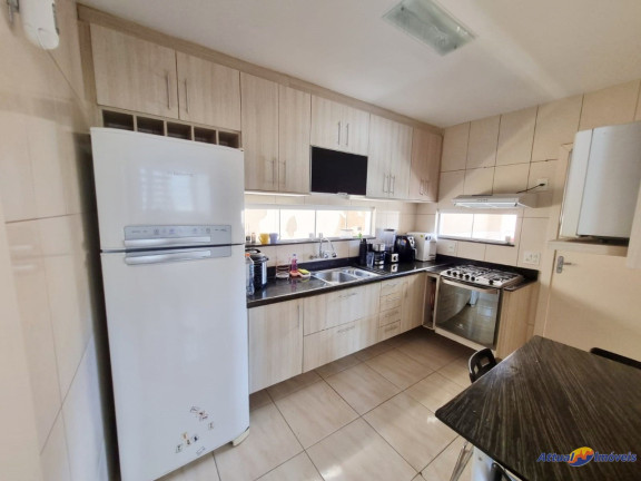 Imagem Casa com 4 Quartos à Venda, 184 m² em Jardim Europa - Teresópolis Imagem Casa com 4 Quartos à Venda, 184 m² em Jardim Europa - Teresópolis