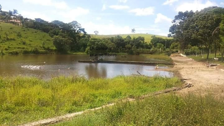 Imagem Imóvel com 6 Quartos à Venda, 350 m² em Rural - Pinhalzinho Imagem Imóvel com 6 Quartos à Venda, 350 m² em Rural - Pinhalzinho