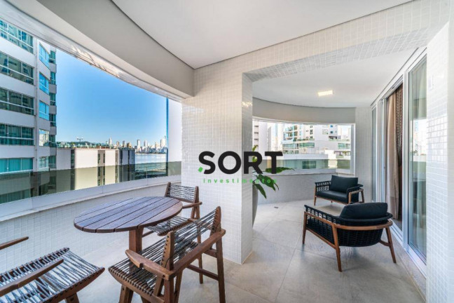Imagem Apartamento com 3 Quartos à Venda, 158 m² em Pioneiros - Balneário Camboriú