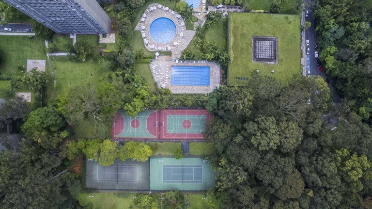 Imagem Apartamento com 3 Quartos à Venda, 140 m² em Vila Suzana - São Paulo