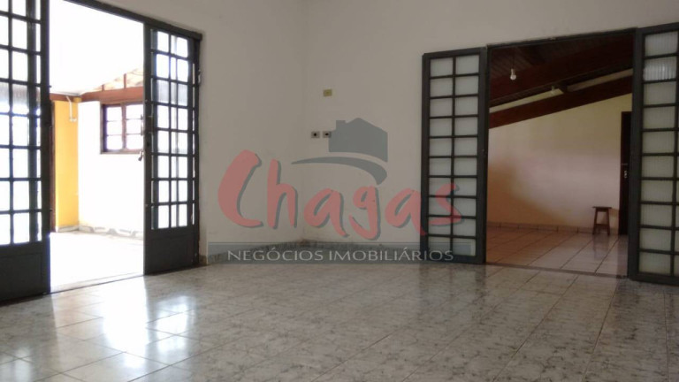 Imagem Casa com 6 Quartos à Venda, 1.120 m² em Indaiá - Caraguatatuba Imagem Casa com 6 Quartos à Venda, 1.120 m² em Indaiá - Caraguatatuba