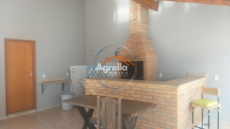 Imagem Imóvel com 1 Quarto à Venda, 130 m² em Condomínio De Chácaras Santa Isabel - Mogi Mirim Imagem Imóvel com 1 Quarto à Venda, 130 m² em Condomínio De Chácaras Santa Isabel - Mogi Mirim