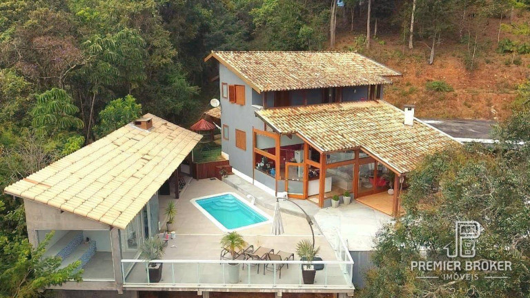 Imagem Casa com 4 Quartos à Venda, 600 m² em Quebra Frascos - Teresópolis