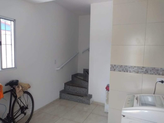 Imagem Sobrado com 2 Quartos à Venda,  em Vila Margarida - São Vicente