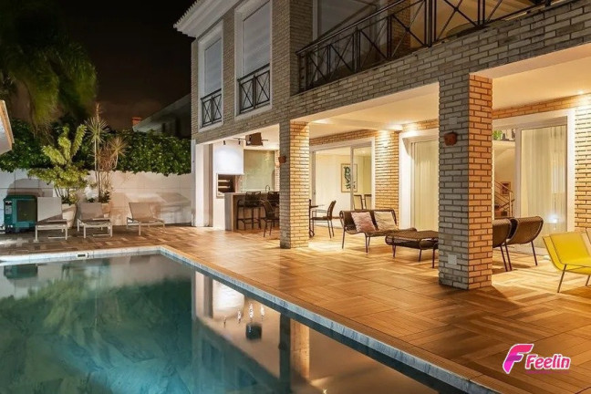 Casa com 6 Quartos à Venda, 800 m² em Jurerê Internacional - Florianópolis