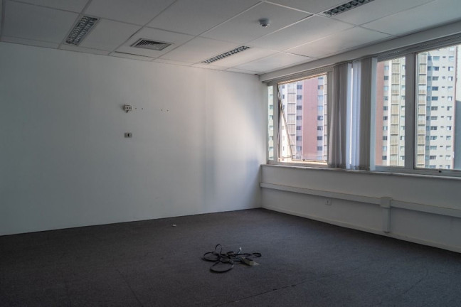 Sala Comercial para Alugar, 1.140 m² em República - São Paulo