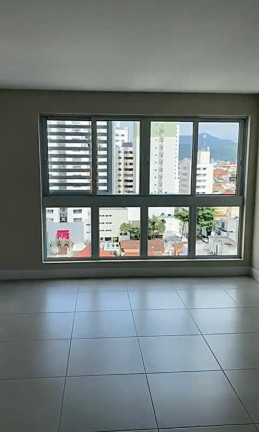 Apartamento com 2 Quartos à Venda,  em Centro - Balneário Camboriú