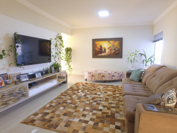 Imagem Imóvel com 4 Quartos à Venda, 350 m² em Taguatinga Norte (taguatinga) - Brasília