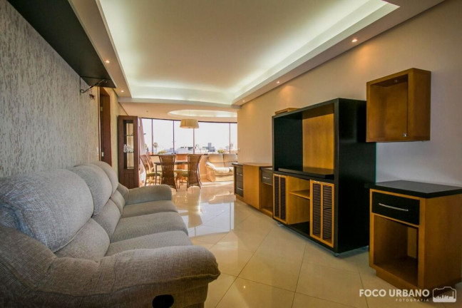 Imagem Imóvel com 3 Quartos à Venda, 111 m² em Petrópolis - Porto Alegre