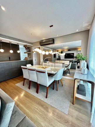 Apartamento com 3 Quartos à Venda, 112 m² em América - Joinville