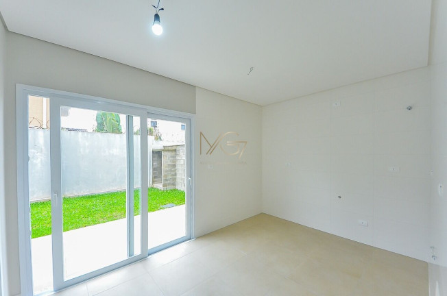 Imagem Casa com 3 Quartos à Venda, 121 m² em Xaxim - Curitiba