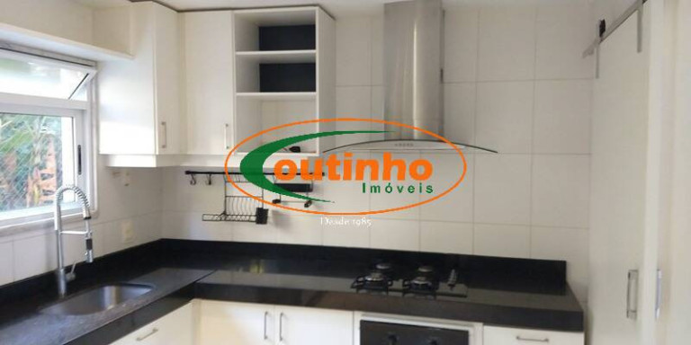 Imagem Casa com 3 Quartos à Venda, 146 m² em Tijuca - Rio De Janeiro Imagem Casa com 3 Quartos à Venda, 146 m² em Tijuca - Rio De Janeiro