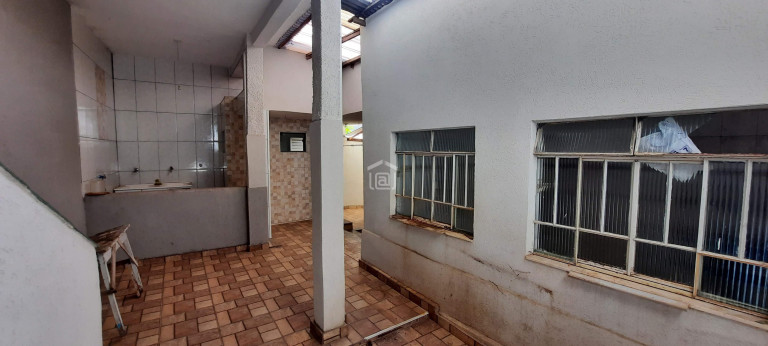 Imagem Casa com 3 Quartos à Venda, 191 m² em Nossa Sra. Aparecida - Poços De Caldas