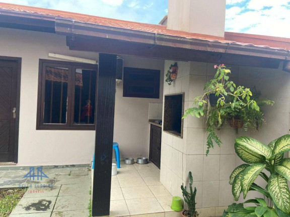 Imagem Casa com 4 Quartos à Venda, 239 m² em Itacorubi - Florianópolis