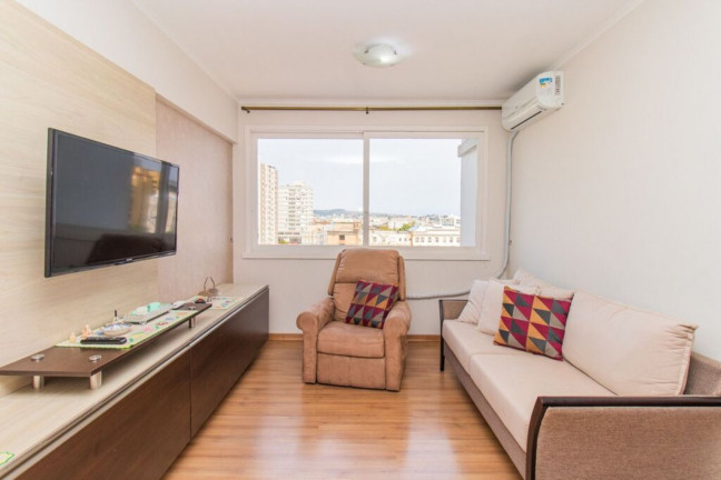 Imagem Imóvel com 2 Quartos à Venda, 68 m² em Centro Histórico - Porto Alegre Imagem Imóvel com 2 Quartos à Venda, 68 m² em Centro Histórico - Porto Alegre