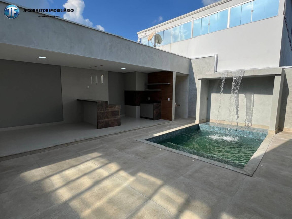 Imagem Casa com 3 Quartos à Venda, 330 m² em Bom Retiro - Ipatinga