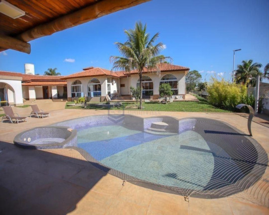 Imagem Casa com 6 Quartos para Alugar, 900 m² em Park Way - Brasília Imagem Casa com 6 Quartos para Alugar, 900 m² em Park Way - Brasília