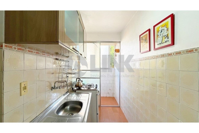 Imagem Apartamento com 2 Quartos à Venda, 53 m² em Santo Antônio - Porto Alegre Imagem Apartamento com 2 Quartos à Venda, 53 m² em Santo Antônio - Porto Alegre