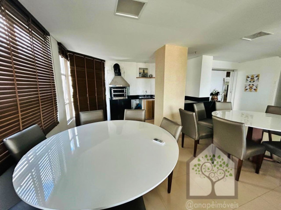 Imagem Apartamento com 3 Quartos à Venda, 105 m² em Centro - Florianópolis Imagem Apartamento com 3 Quartos à Venda, 105 m² em Centro - Florianópolis