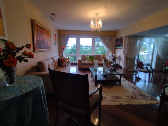 Imagem Apartamento com 3 Quartos à Venda, 210 m² em Copacabana - Rio De Janeiro