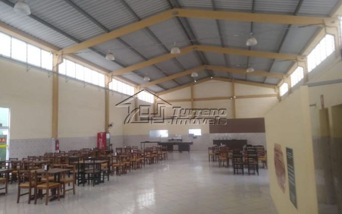 Imóvel Comercial à Venda, 750 m² em Jacareí - Jacareí