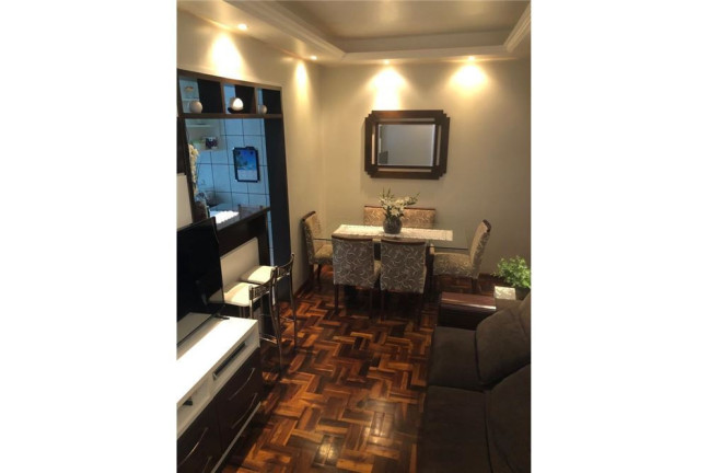 Imagem Imóvel com 1 Quarto à Venda,  em Petrópolis - Porto Alegre
