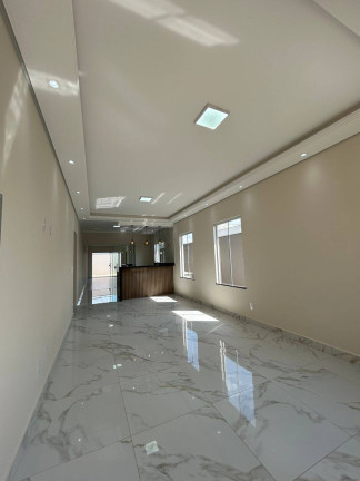 Imagem Casa com 3 Quartos à Venda, 250 m² em Lívia - Botucatu