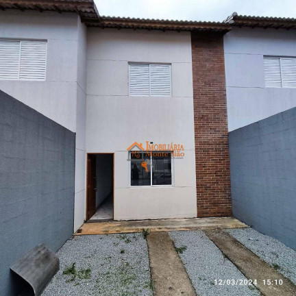 Sobrado com 2 Quartos à Venda, 70 m² em Jardim Jasmin - Itaquaquecetuba