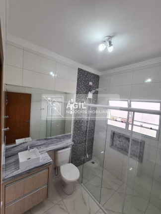 Imagem Casa com 3 Quartos à Venda, 175 m² em Loteamento Villa Branca - Jacareí